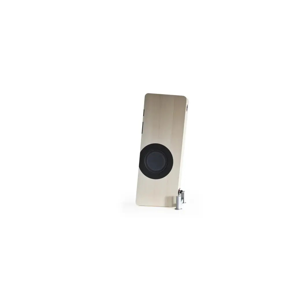 Sleek silberner tragbarer Musikplayer mit Drehregler, ideal für Passfilter und Hochpassfilter