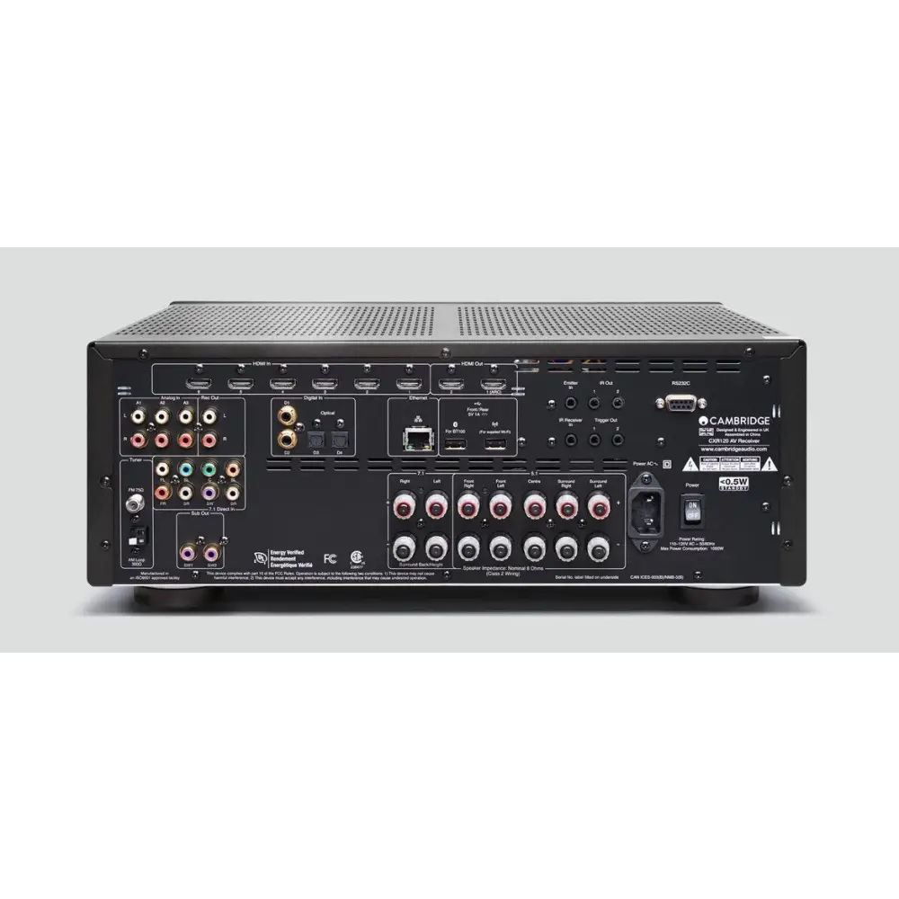 Rückseite des Cambridge CXR 120 AV-Receivers mit verschiedenen Ein- und Ausgängen