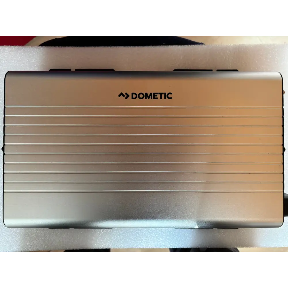 Dometic Dometic SinePower DSP 2024 Sinus-Wechselrichter Demo