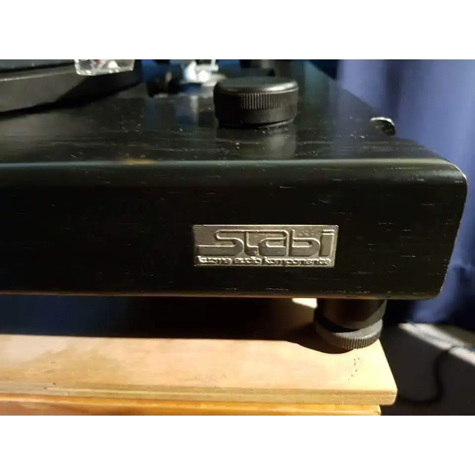 Kuzma plattenspieler Kuzma Stabi2 mit Stogi Referenz Tonarm Secondhand