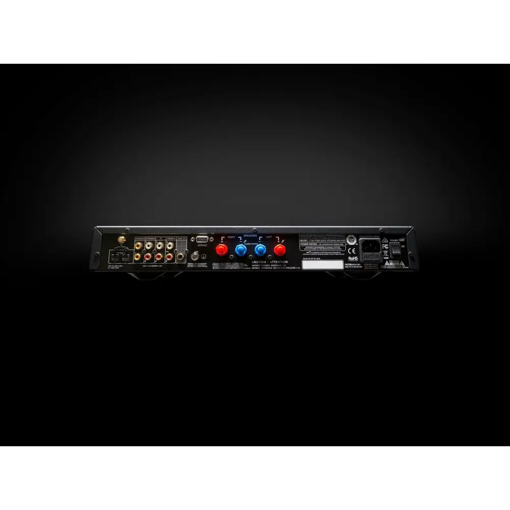 Rückseite des NAD C328 mit Phono, Anschlüsse, Lautsprecherterminals, out thd, Frequenzgang