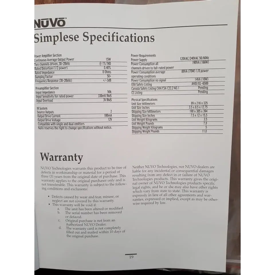 Seite mit Spezifikationen und Garantie für NuVo NV-A4 Komplettes Set mit eingebauten Verstärkern