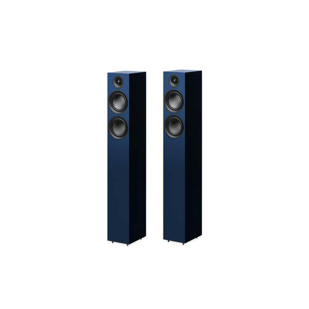 A pair of pro-ject speaker box 12 e carbon standlautsprecher in deep blue with three black drivers each awarded fairaudio’s favourite