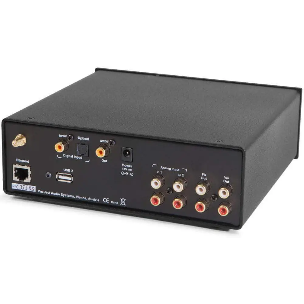 Schwarzes Stream Box RS mit digitalen und analogen Ein- und Ausgängen für DSNET