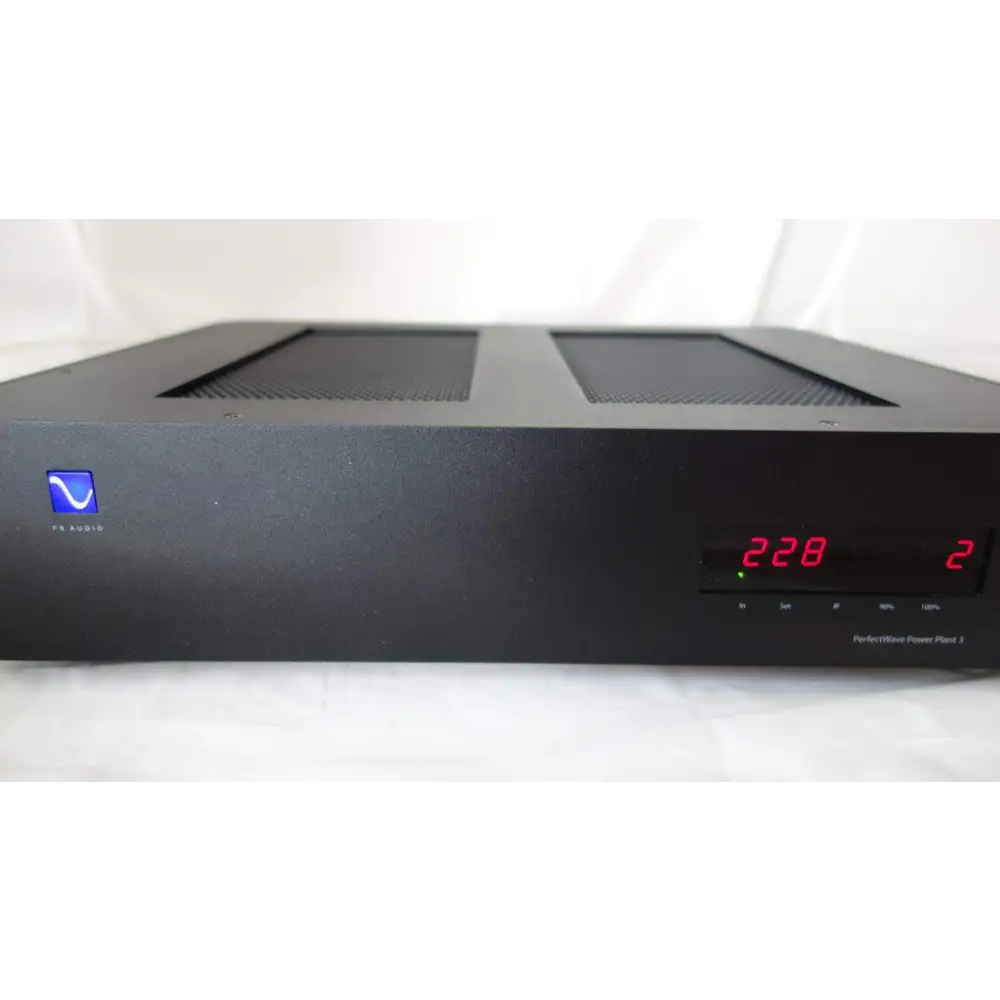 Schwarzer Power Plant mit digitalem Display für optimale die Power Leistung