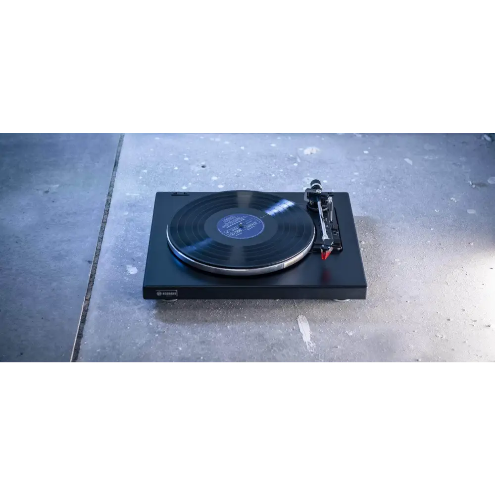 Rekkord Audio Plattenspieler Schwarz Hochglanz Rekkord Audio F400 Plattenspieler mit Ortofon 2M Red