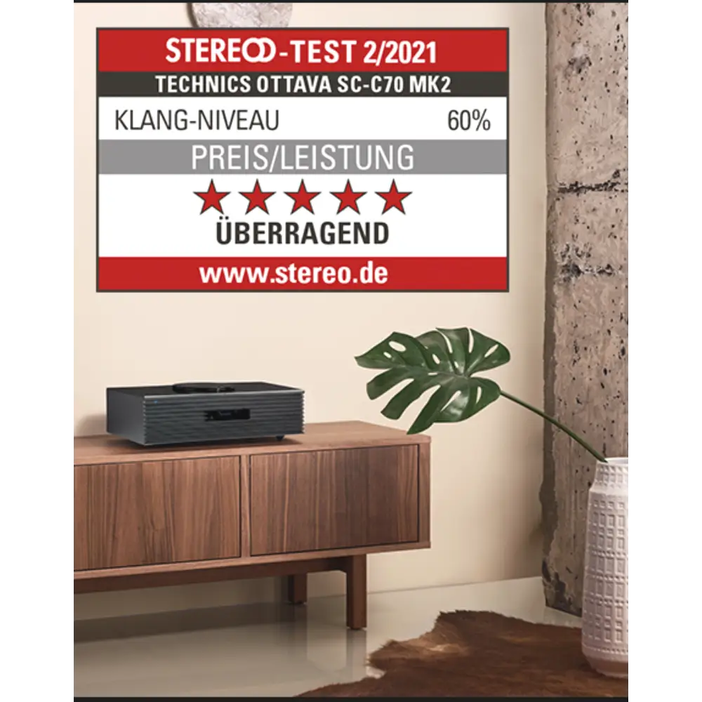 Schwarzes kompaktes Technics Ottava SC-C70MK2 Audio Center mit horizontalem CD-Schlitz