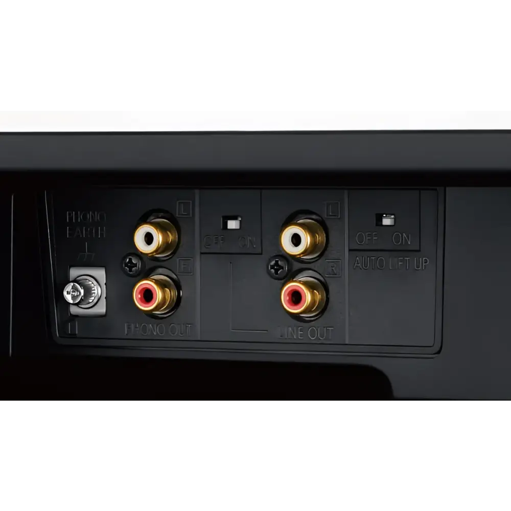 Rückseite des Technics SL 1500C mit Anschlüssen, für sachenaudiophiler Klangqualität