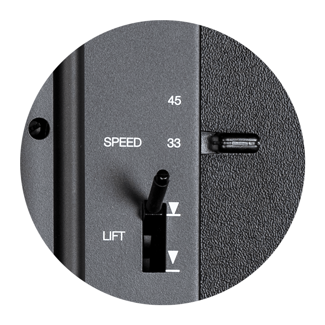 Geschwindigkeitswahl 33/45 und Tonarmlift am Pro-Ject A1.2