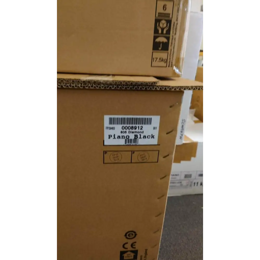 B&W Lautsprecher B&W 805 Diamond Paar mit Ständer secondhand