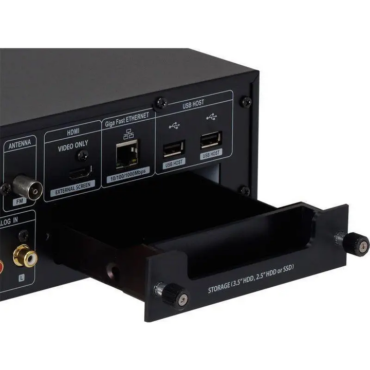 Rückseite des Cocktailaudio X40 Musikservers mit Ports und offenem Laufwerkschacht für datenbankgestützten musikserver digitalisieren