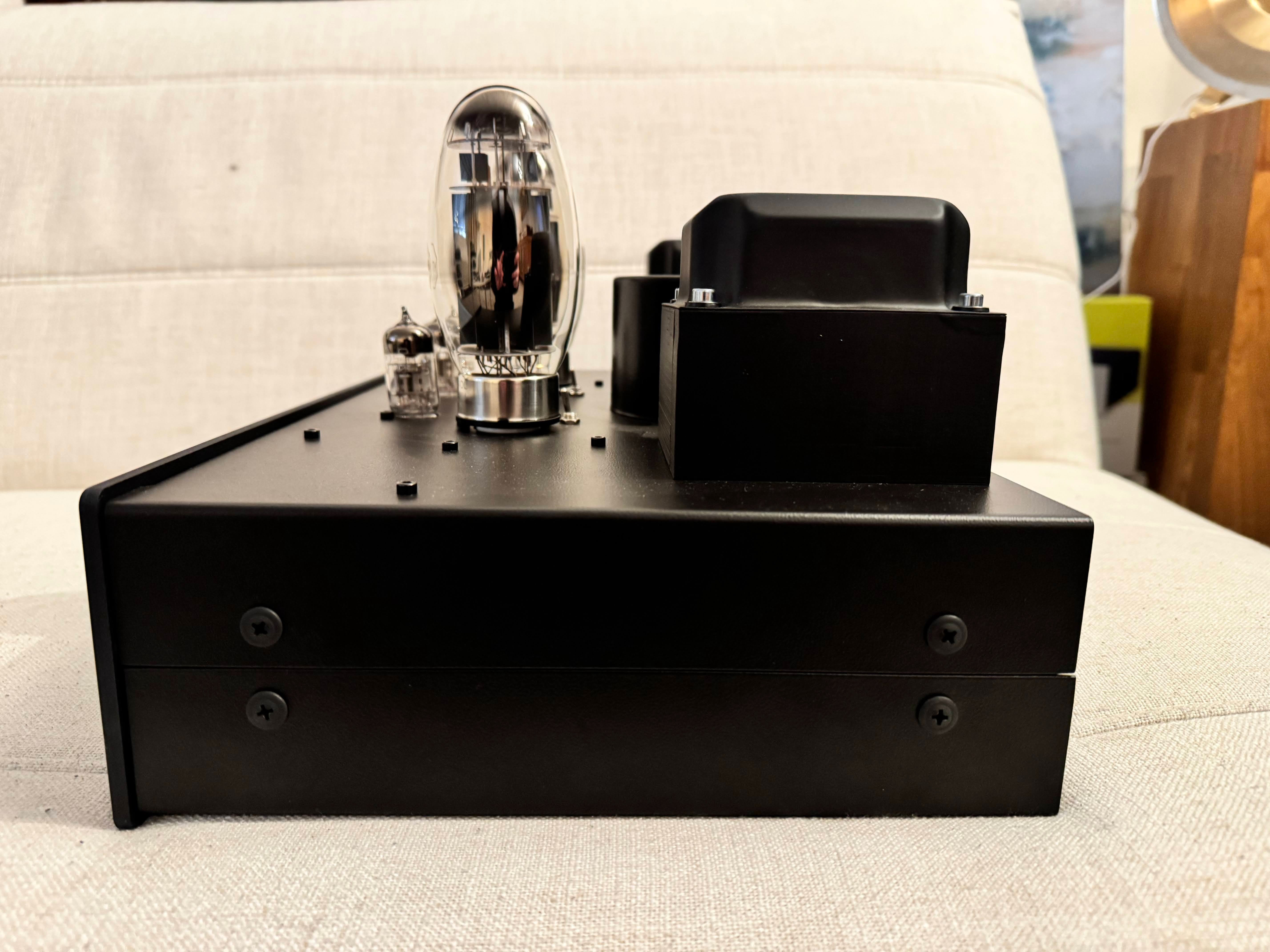 LAB12 Endstufe schwarz Lab12 Suono Endstufe  secondhand! Highend Musik pur