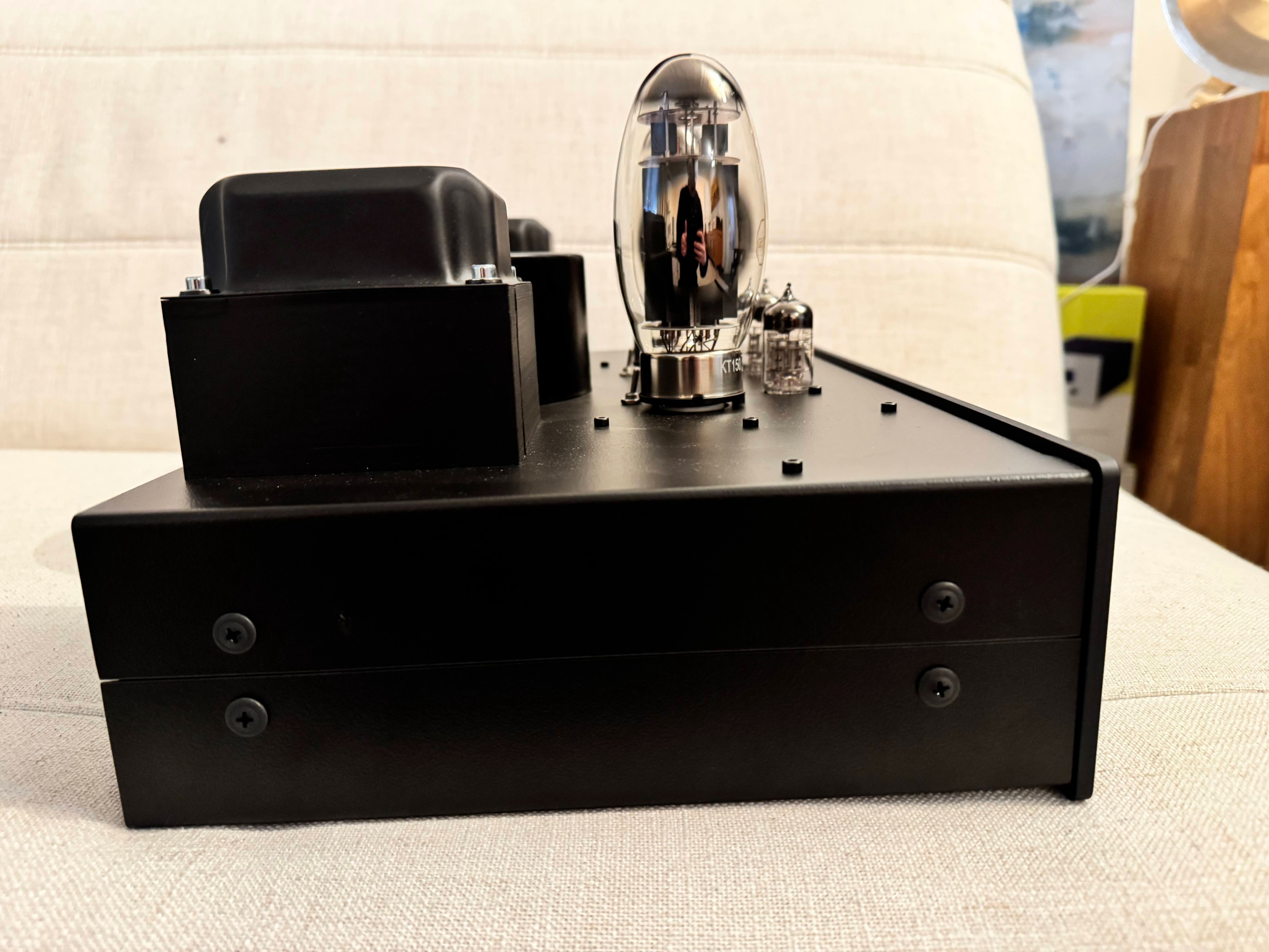 LAB12 Endstufe schwarz Lab12 Suono Endstufe  secondhand! Highend Musik pur