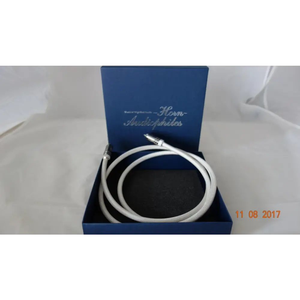 Neuwertiger Zustand Horn Audiophiles Polyphonie 1,5 Meter mit digitalkabel rca und schraubbaren chinchsteckern