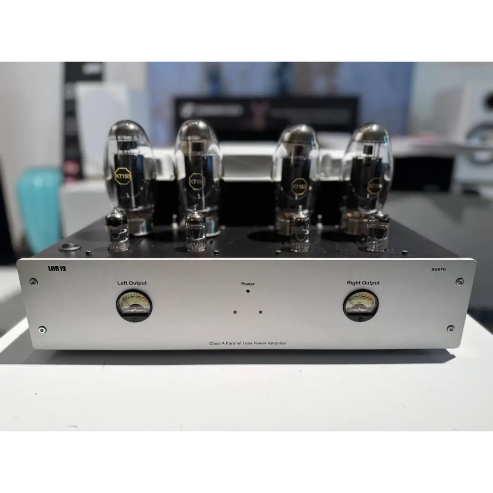 Silberner Leistung verstärker mit zwei Ausgangsmetern, audio grade, ultra linear Design