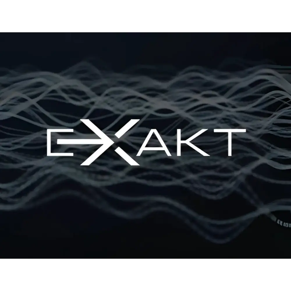Logo für EXAKT in Weiß auf dunklem, welligem Hintergrund, ideal für Raumoptimierung+