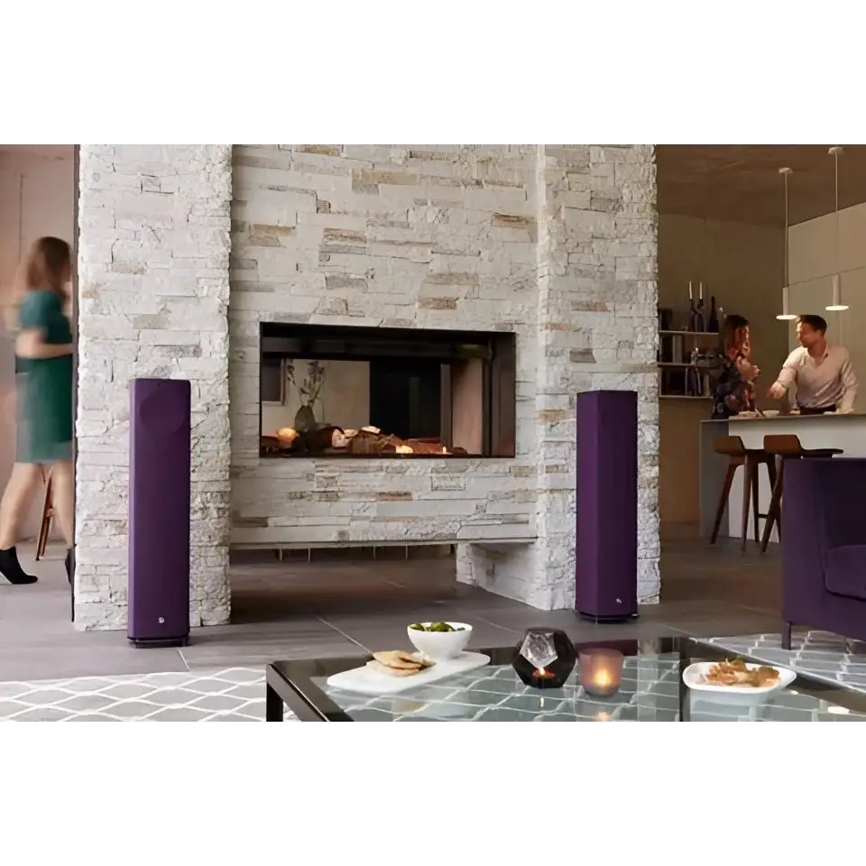 Purple floor-standing speakers from Linn 530 Aktivlautsprecher für optimale Raumgestaltung