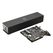 Elektronische Schaltplatine neben schwarzem Gehäuse für beste Klangqualität in Hifi Stereoanlage