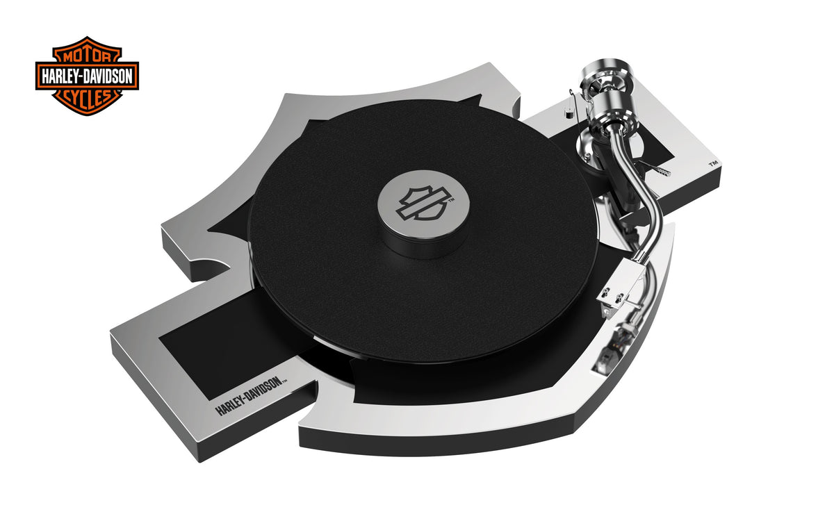 Pro-Ject Harley-Davidson Turntable mit Ledermatte