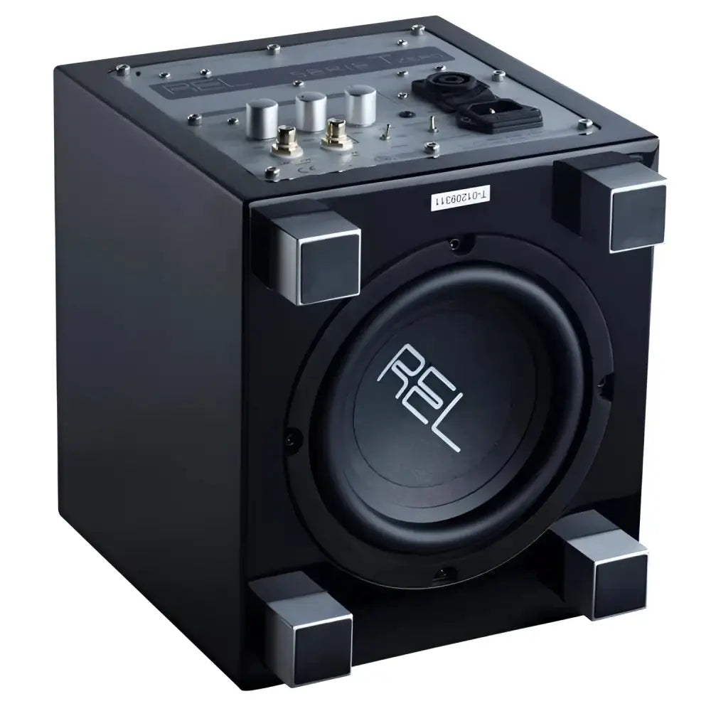 Schwarzer High-Gloss-Subwoofer REL T-Zero MKIII mit aktivem Woofer Drive und Metallakzenten