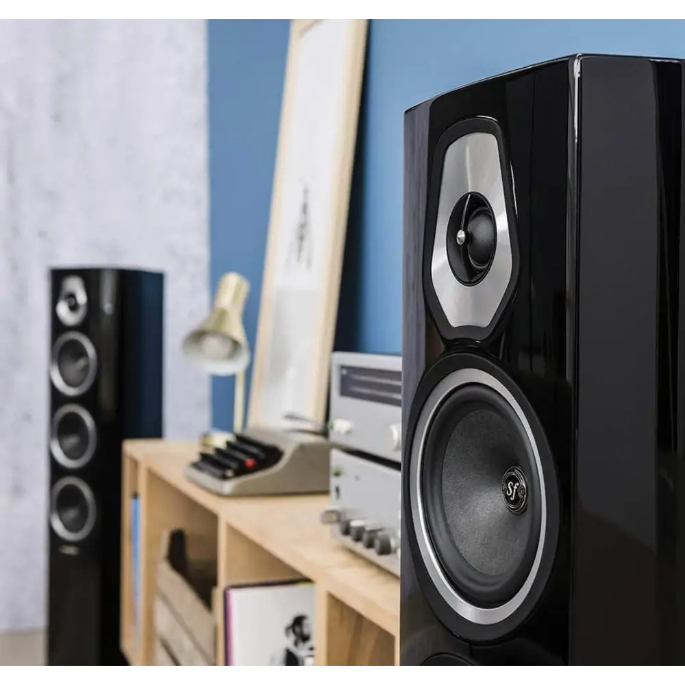 Glossy schwarzer Standlautsprecher mit Silberrand, Sonus Faber Sonetto 3 Paar