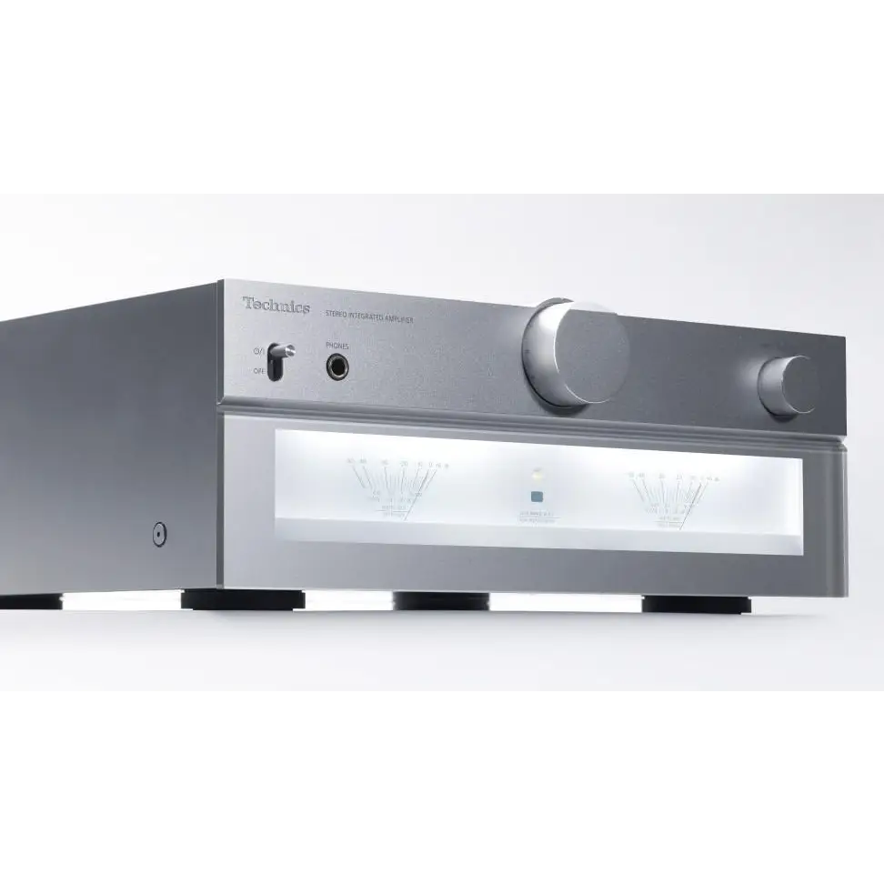 Technics SU-C700 Silber Stereo-Verstärker mit beleuchteten Anzeigen und Jeno Engine