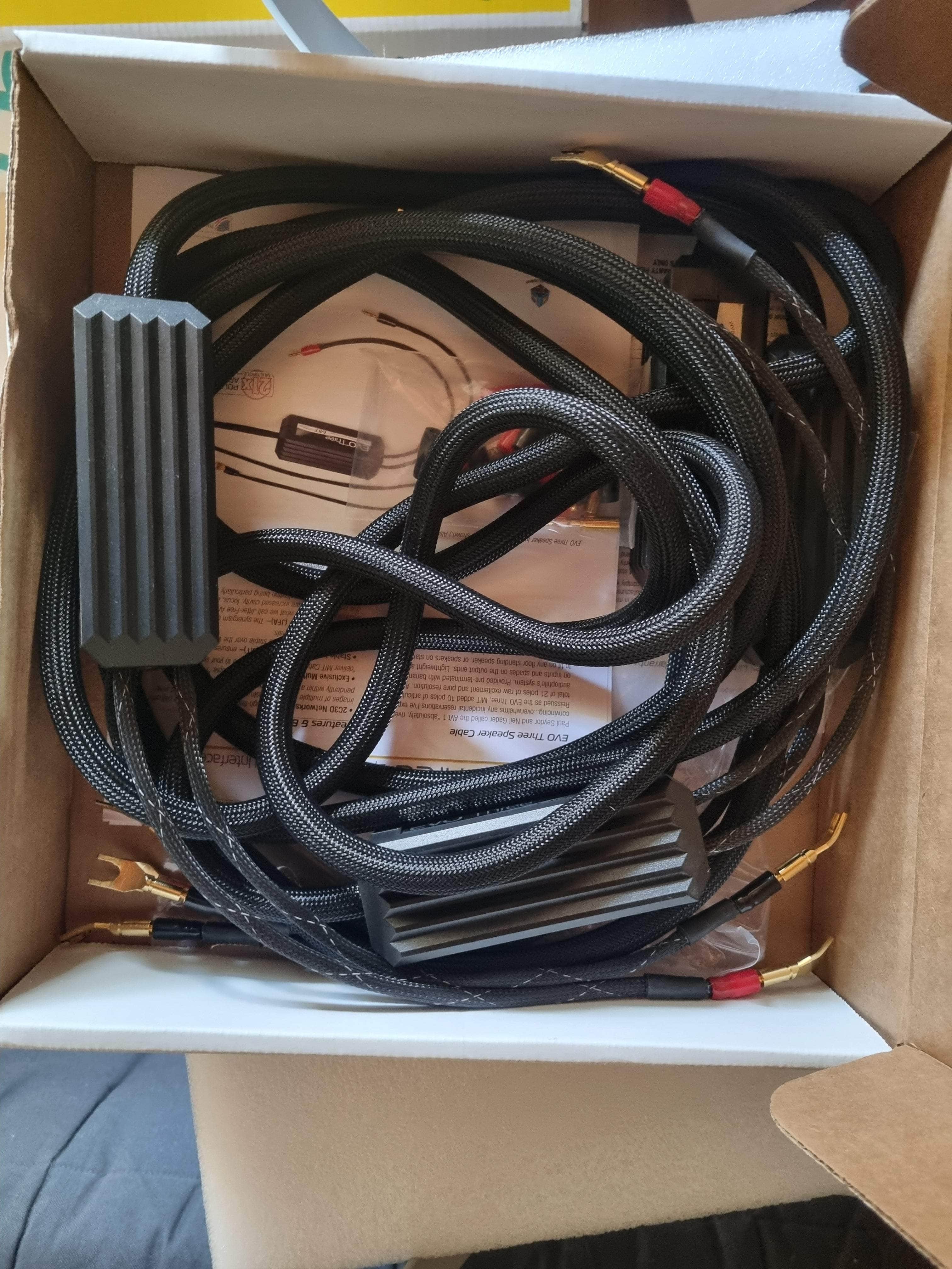 MIT Cables Lautsprecherkabel M.I.T Cables Evo Three Lautsprecher Kabel  Paar 3,65 Meter