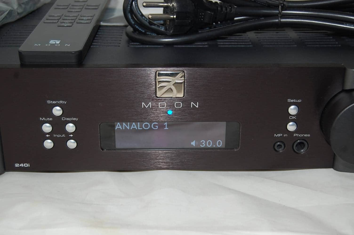 simaudio Vollverstärker Moon 240i Vollverstärker schwarz